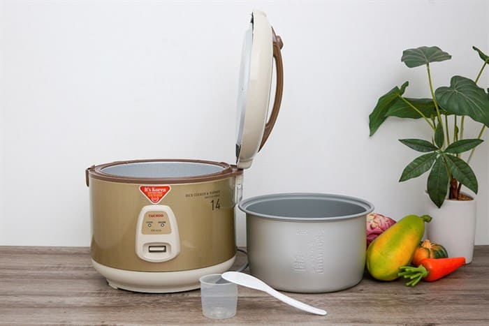 Nồi cơm điện 2.5L Cuckoo CR-1413 - Vàng